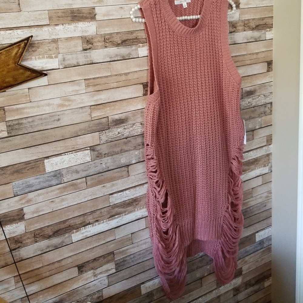 Sweater tank bohemian frayed top